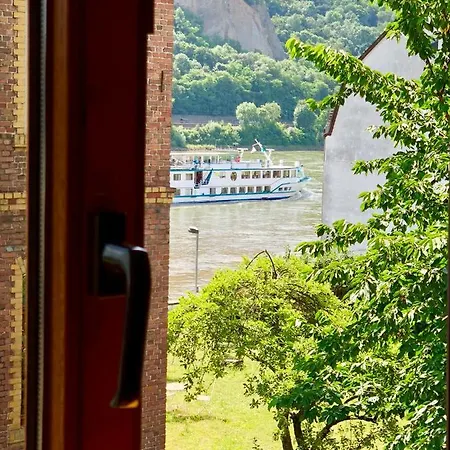 Haus Am Rhein Mit Self Check-In Und P Appartement Koblenz  Buitenkant foto