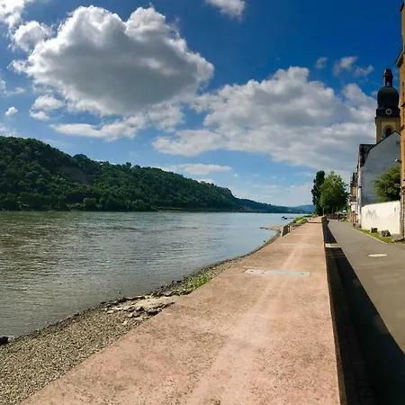 Haus Am Rhein Mit Self Check-In Und P Appartement Koblenz  Buitenkant foto